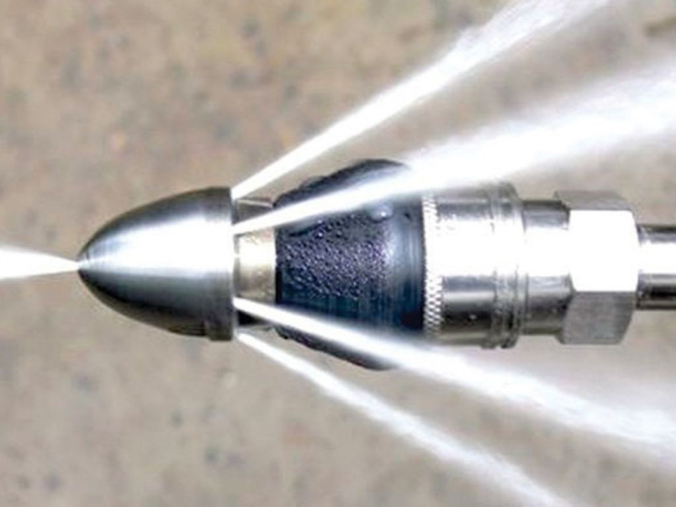 Plumber services - High pressure drain cleaning